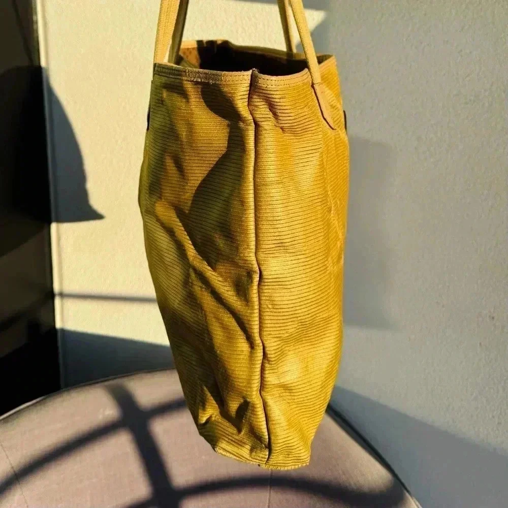Yes Saint Laurent tote bag gold coated canvas - Picture 4 of 12